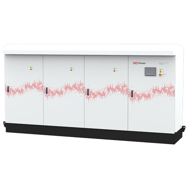OCI Power OG 4400 중앙형 인버터 캐비닛 OCI Power OG 4400 중앙형 인버터의 흰색 다중 도어 캐비닛 전면