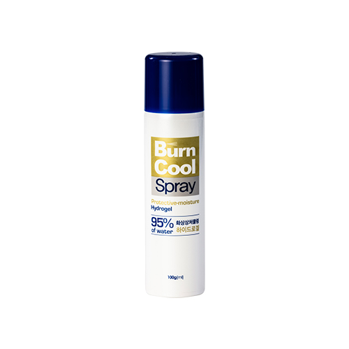 Burn Cool Spray 상처 관리 스프레이 제품 흰색 용기에 파란 뚜껑이 달린 Burn Cool Spray 제품